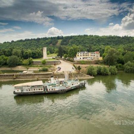Хотелски Комплекс Радецки Град Козлодуй Kozloduy Εξωτερικό φωτογραφία